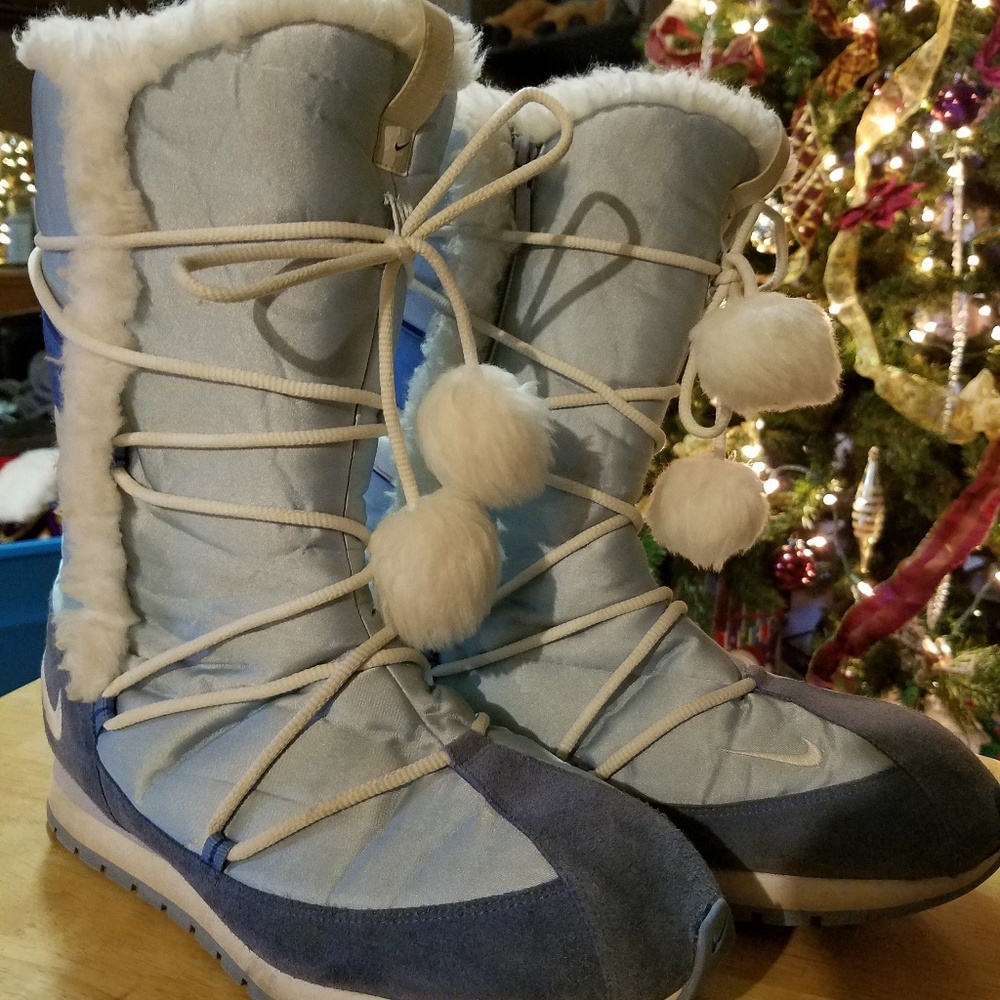 Snow boots NIKE